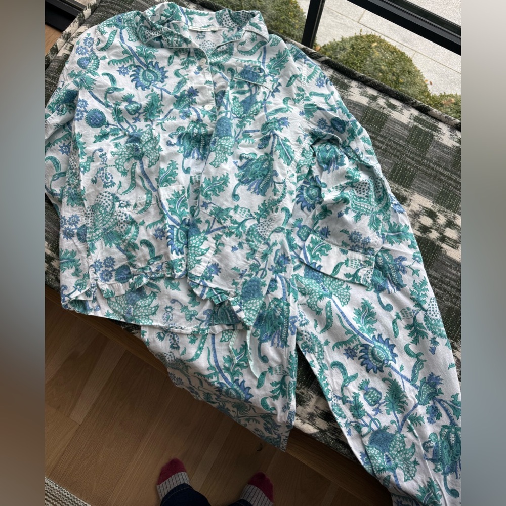 ROBERTA ROLLER RABBIT Linen Pajama Set